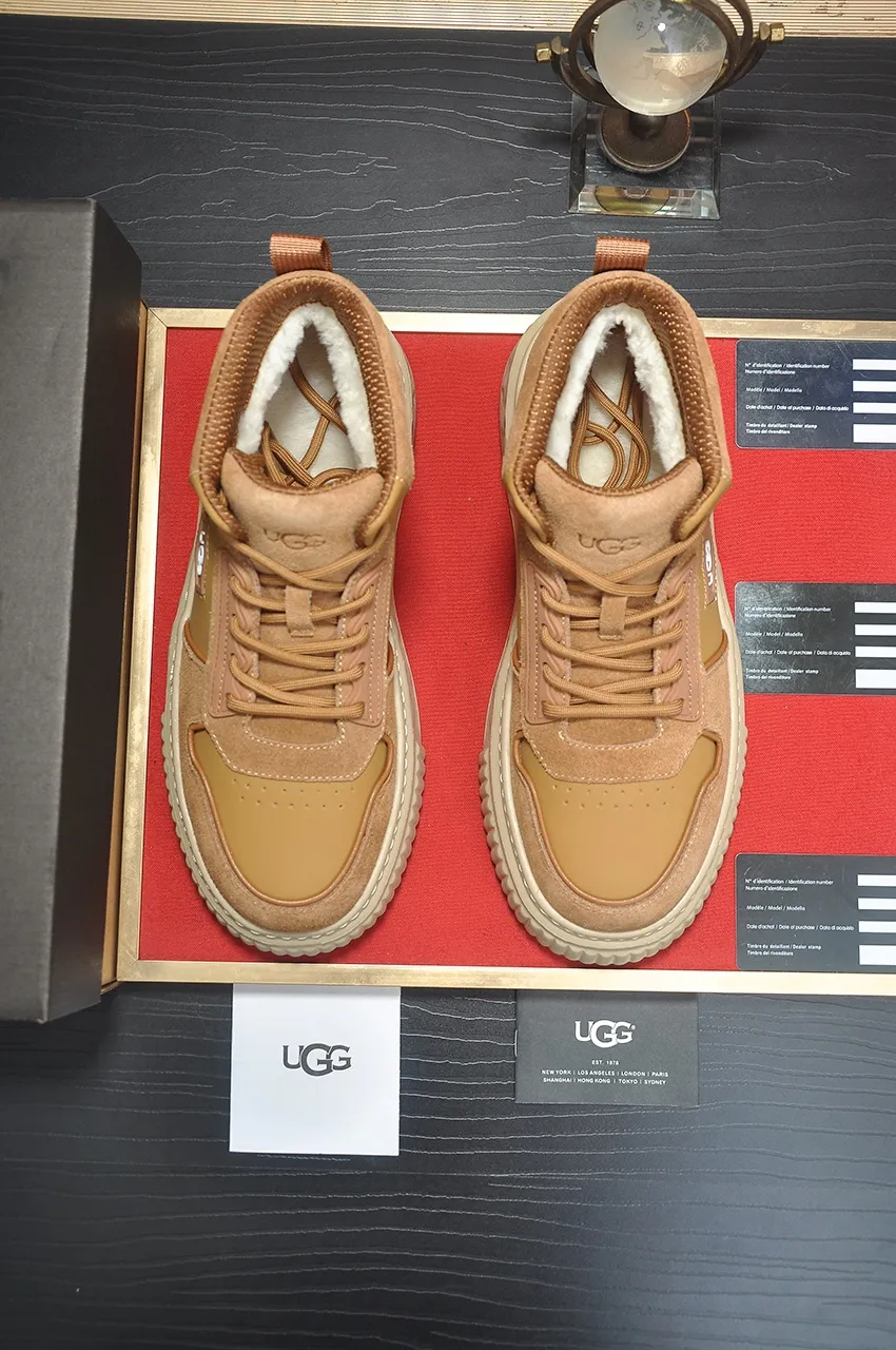 Men's shoes 💰640💶 [UGG] (full wool lining) top-end high-quality fur-in-one warm snow boots from Australia's warm luxury brand men's shoes, UGG-5877 official website synchronized, made of imported cowhide, carefully sewn...Imported rubber foam outsole (comfortable, soft, wear-resistant) The quality is really great...Exquisite workmanship, you can't put it down at first sight, available in sizes 39-44
